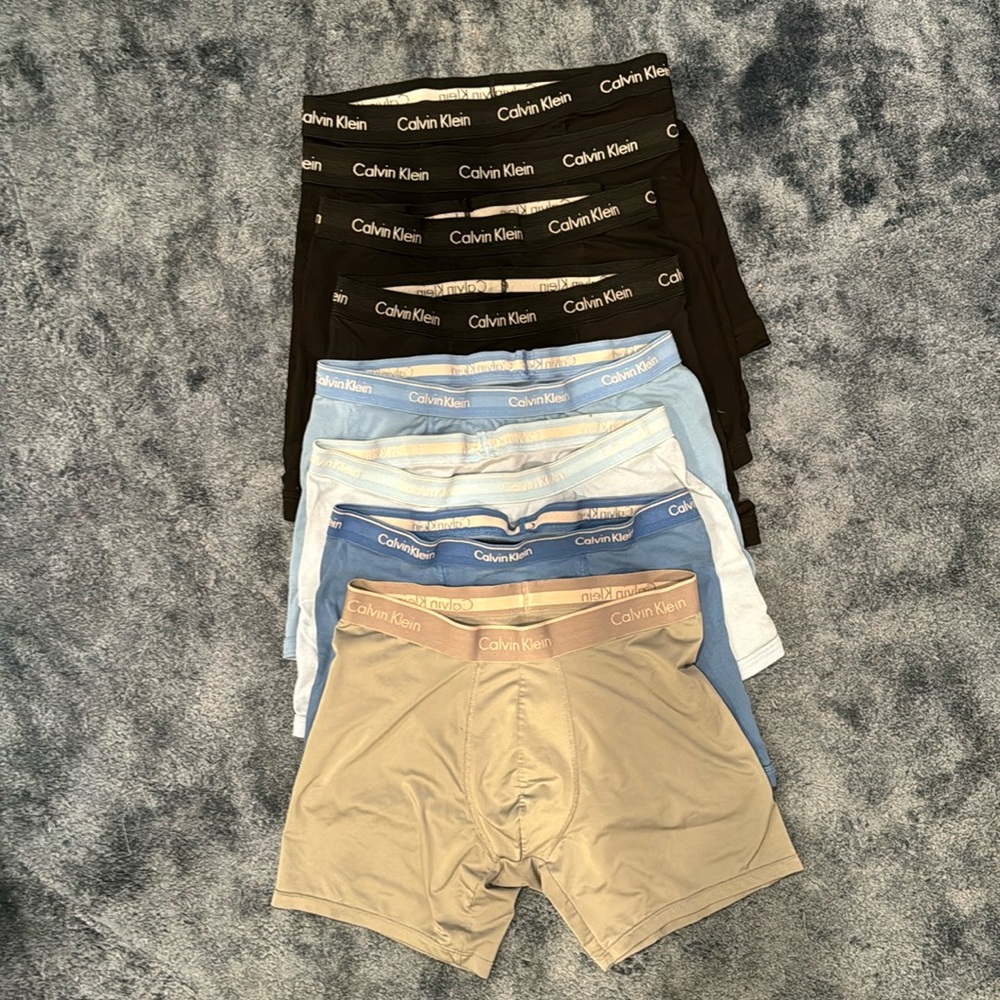 Calvin Klein Boxers (8)